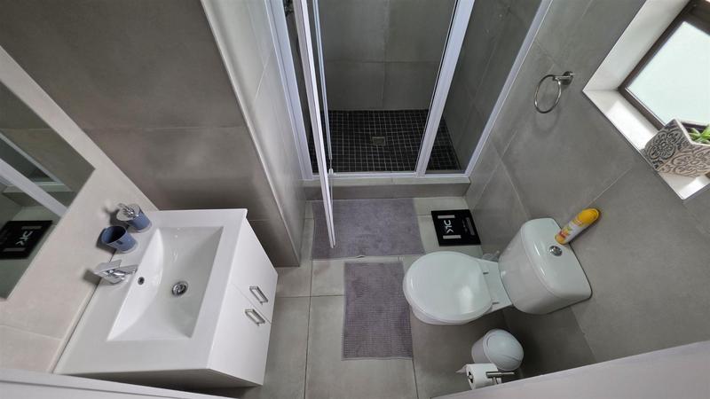 3 Bedroom Property for Sale in Dwarswegstrand Western Cape